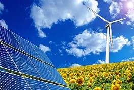 Erneuerbare Energien -Solaranlage, Windrad und Sonnenblumenfeld